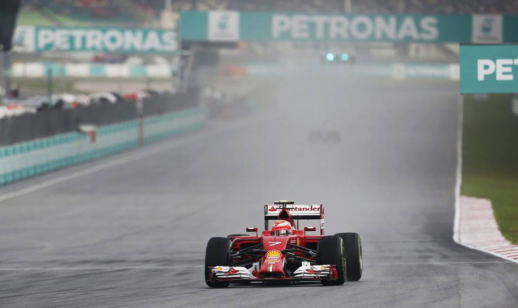 Sesto posto per l&#39;altra Ferrari di Kimi Raikkonen. Reuters